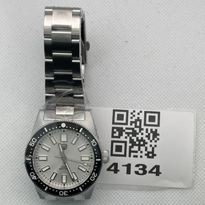 ★US-Pre-Owned★ Watchdives Quartz Watch Collection